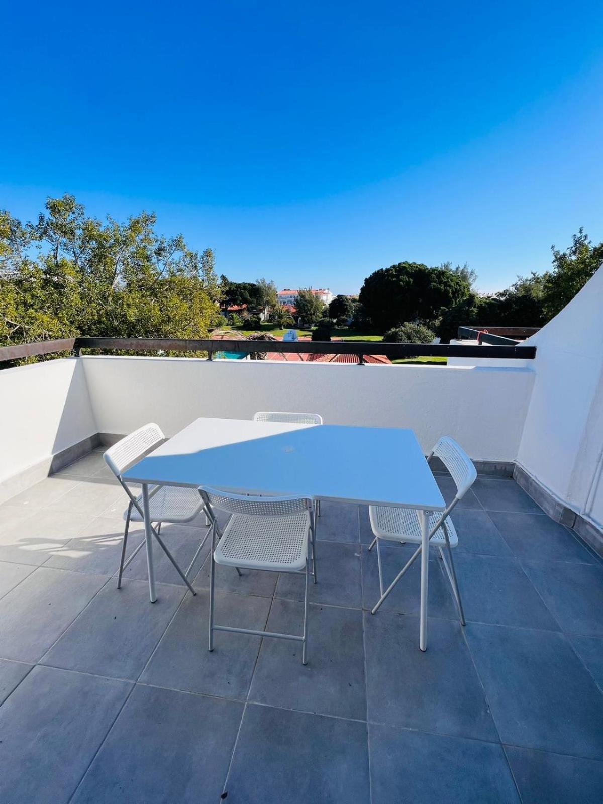 Big Studio Na Rua Da Oura, Apartamento